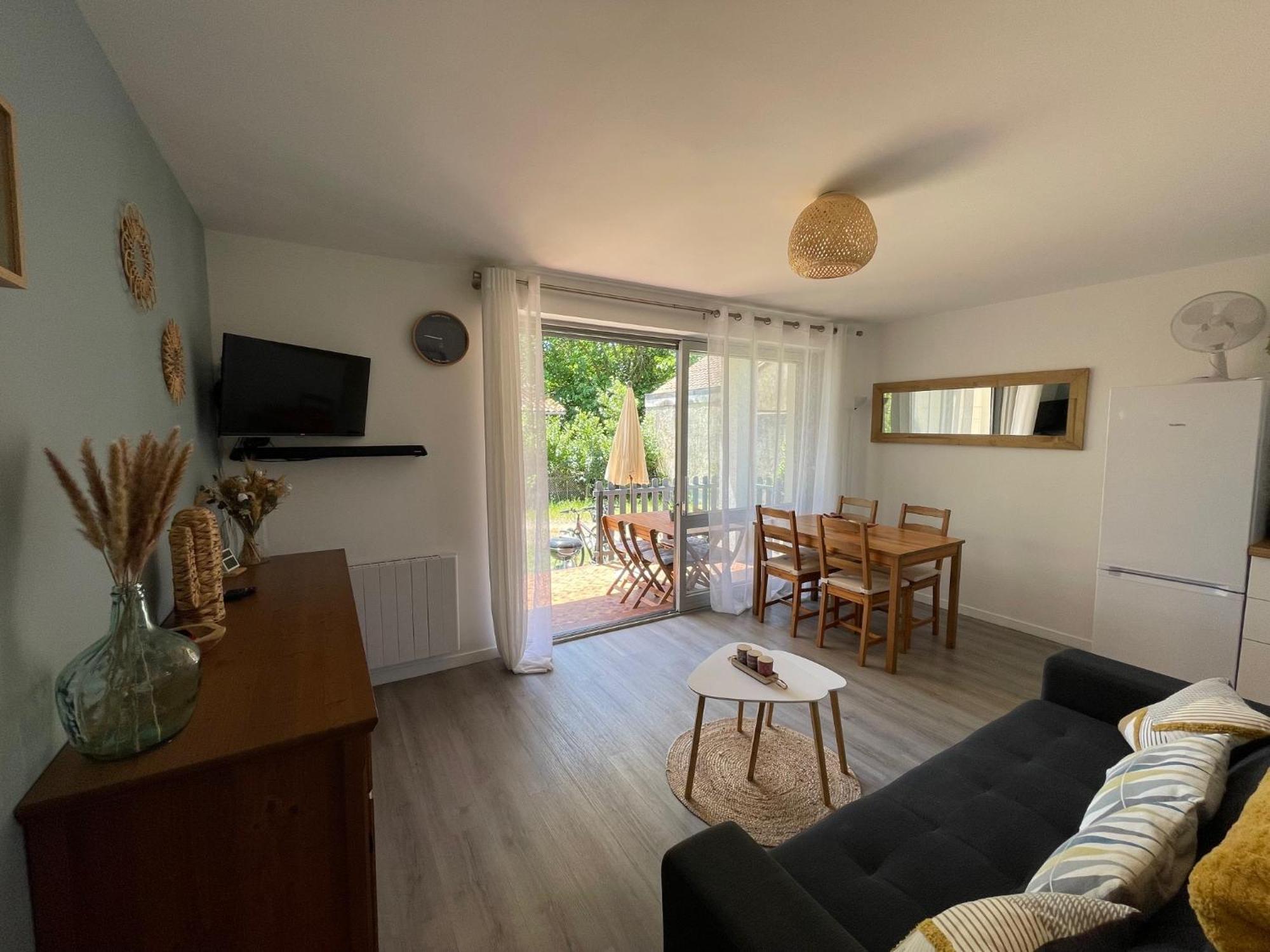Appartement Avec Chambre, Terrasse Et Jardinet Proche Plage, Foret Pins, Piste Cyclable, Lac Mimizan Luaran gambar